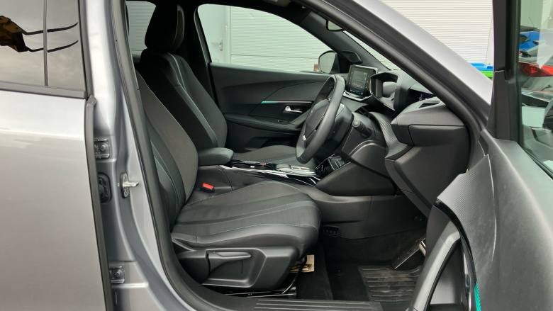 Peugeot 2008 100kW Allure Premium+ 50kWh 5dr Auto Electric Estate